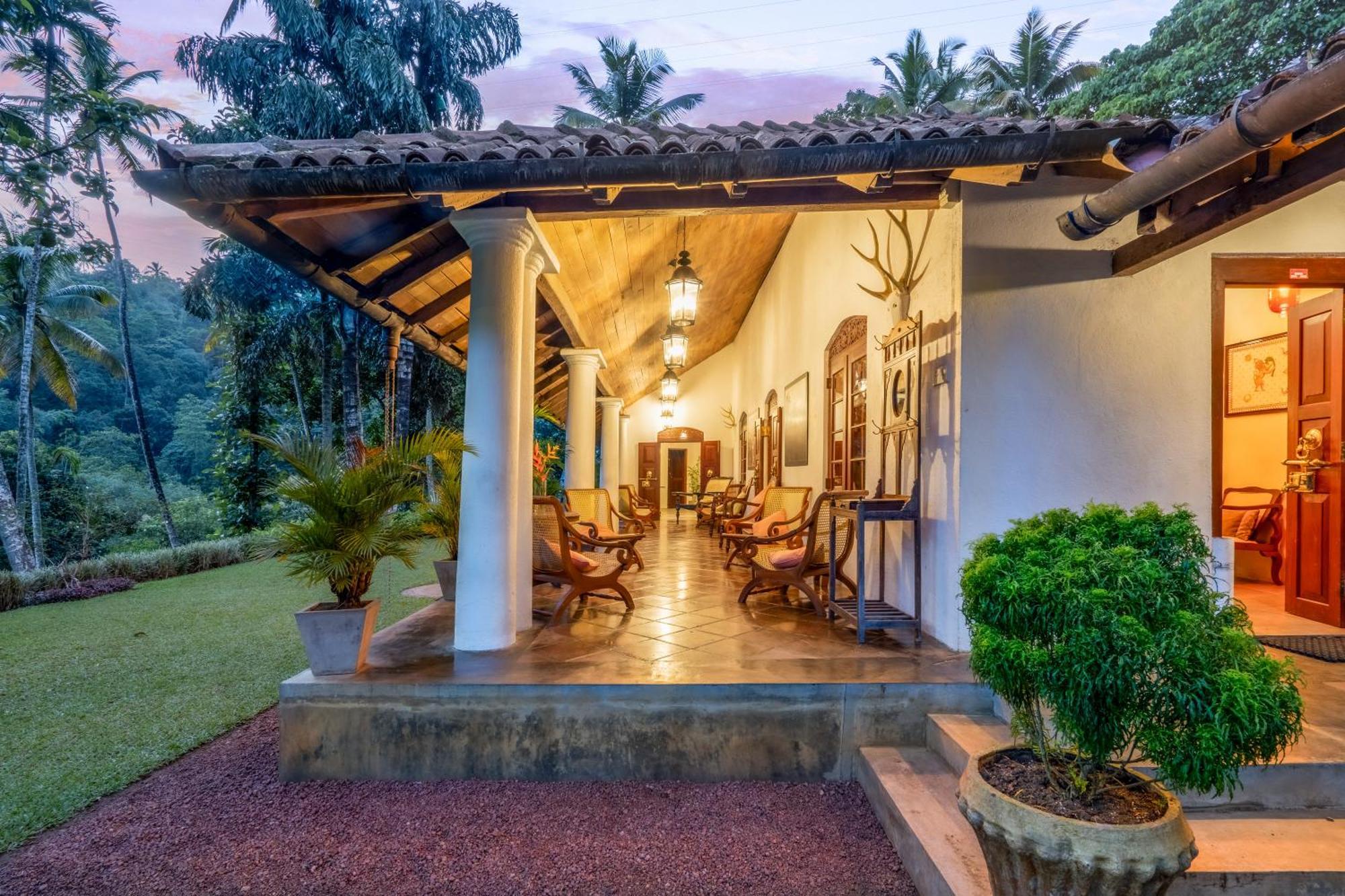 Athulya Villas, Kandy Kadugannawa Exterior foto