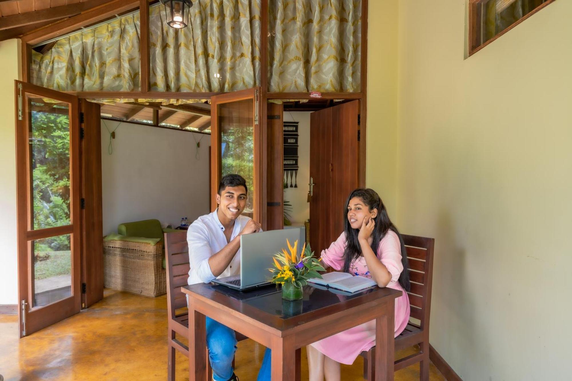 Athulya Villas, Kandy Kadugannawa Exterior foto